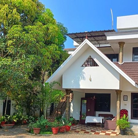 Alma Homestay 马拉利库兰 外观 照片