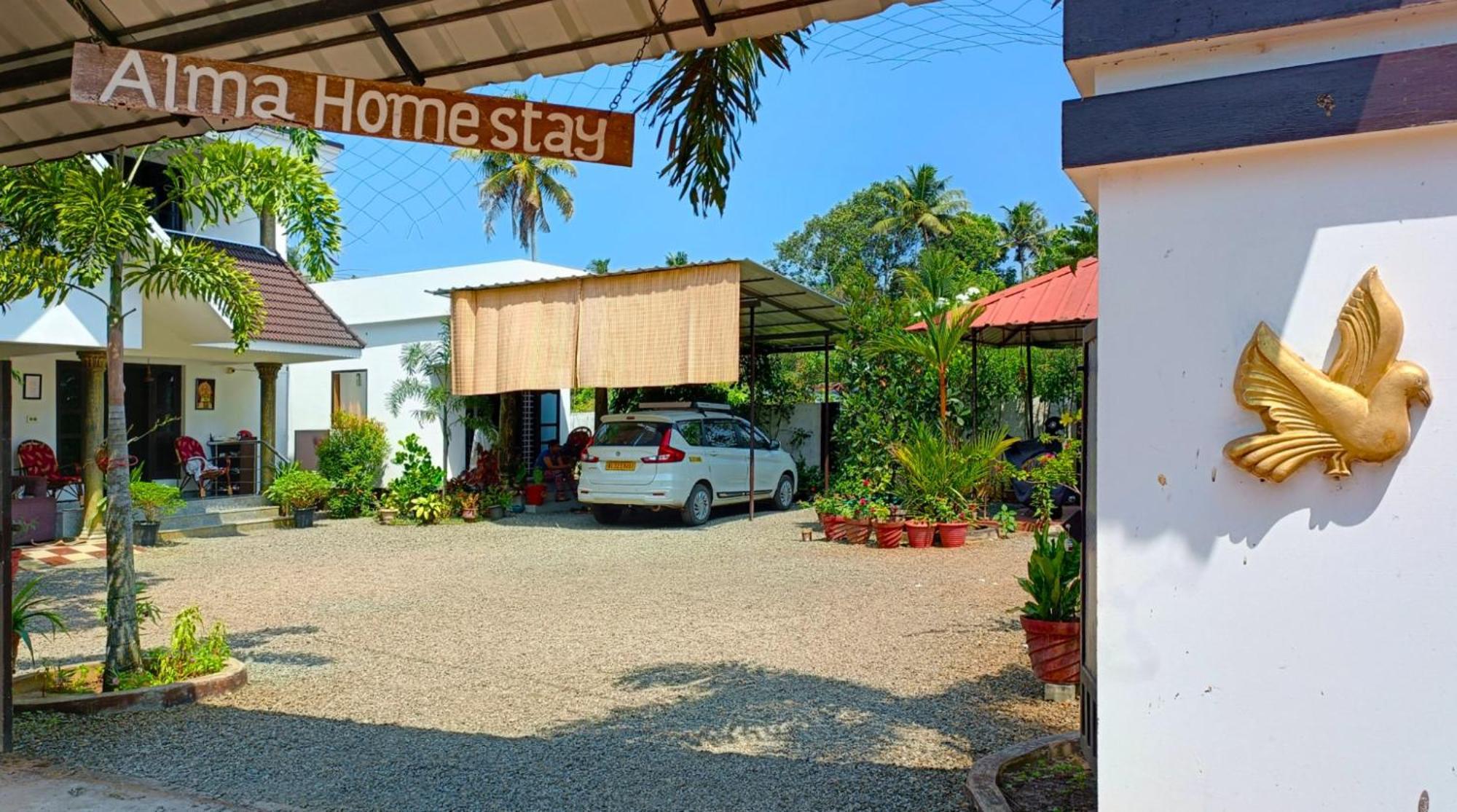 Alma Homestay 马拉利库兰 外观 照片
