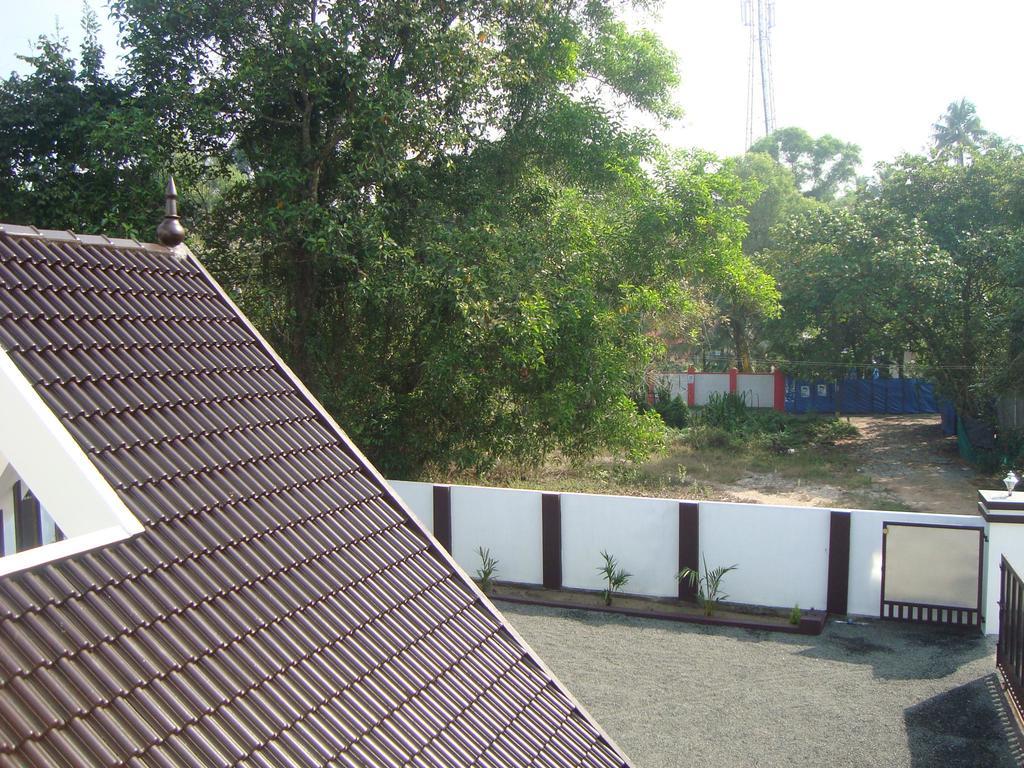 Alma Homestay 马拉利库兰 外观 照片